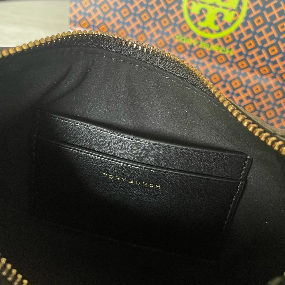 New, Authentic Tory Burch Crossbody - Picture 7 of 16